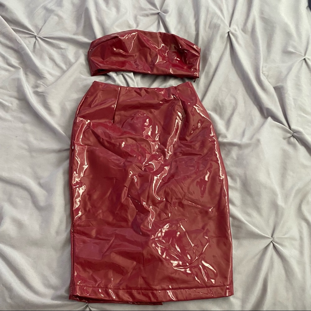 Two piece latex set